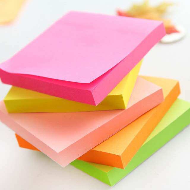 GIẤY NOTE GHI CHÚ DẠ QUANG ( 1 xấp )