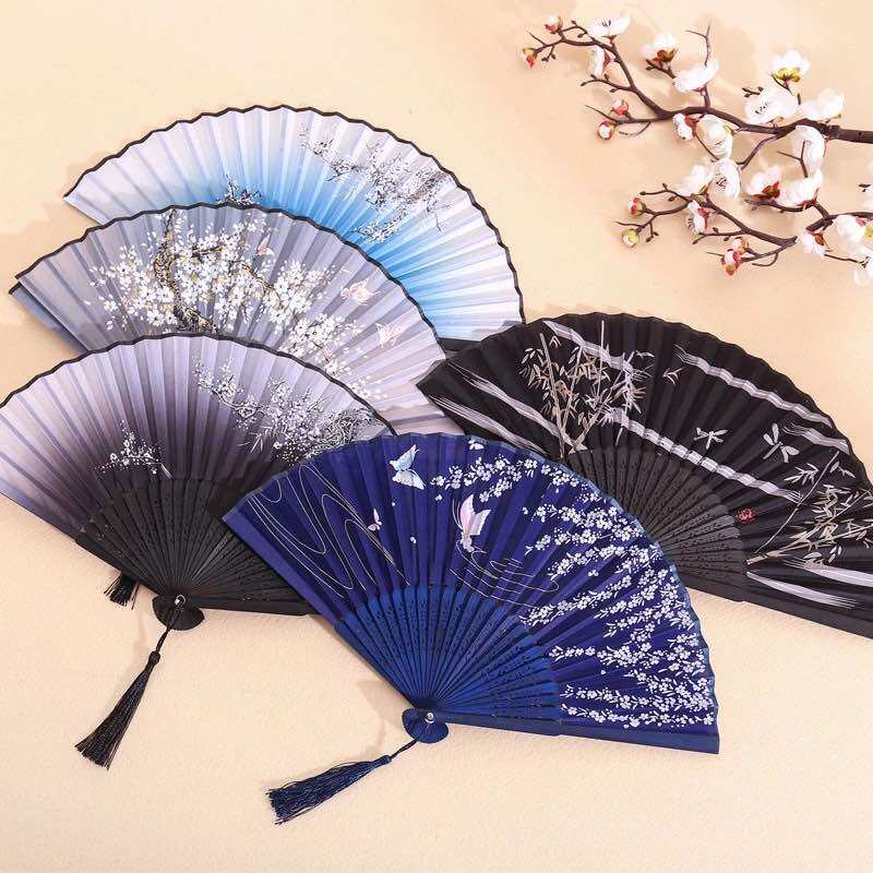 Quạt Cầm Tay Xếp Nan Trúc Vải Lụa Cổ Phong