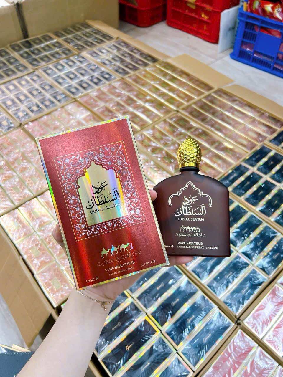 Nước hoa nam dubai oud al sultan 100ml màu đỏ