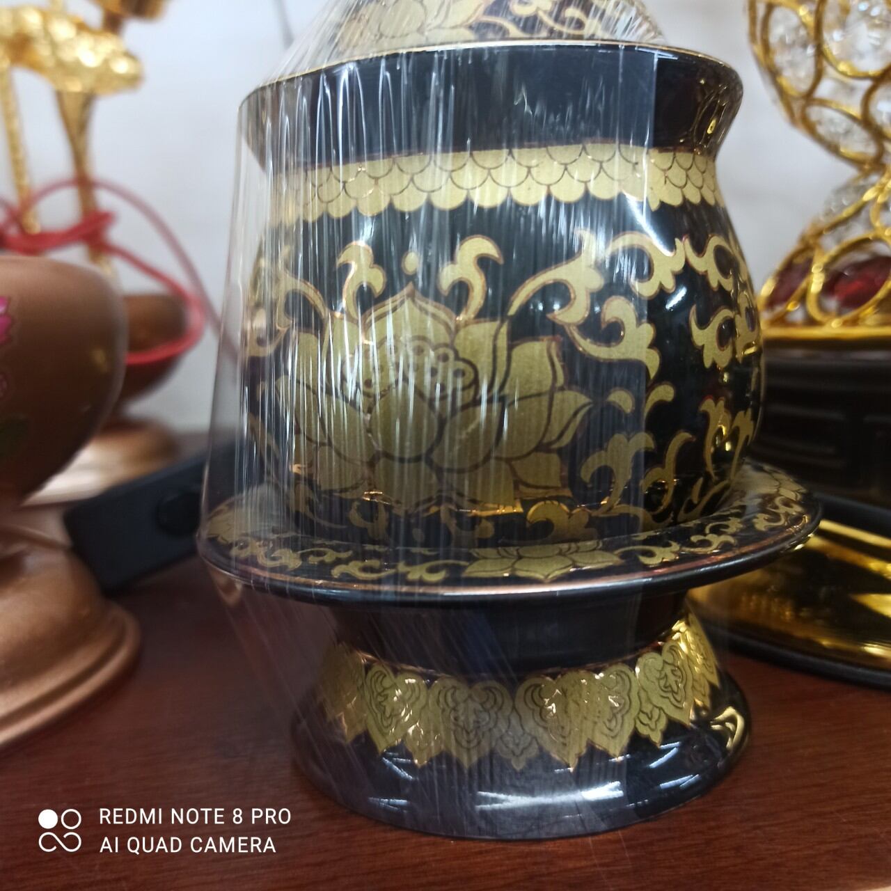 Chum đựng muối gạo sen đen thờ cúng ( cao 14cm luôn đế )