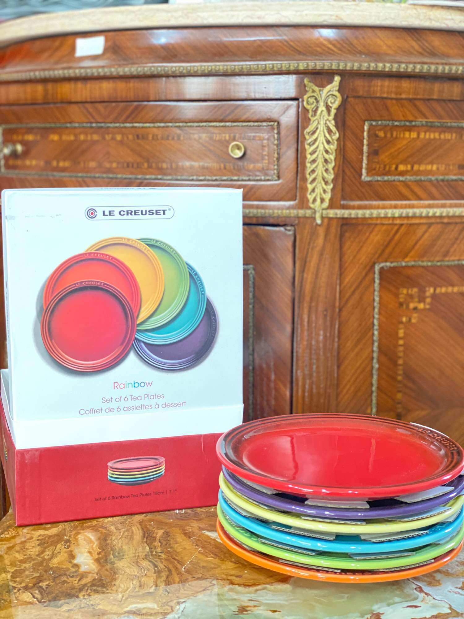 Hộp đĩa le creuset 6 cái đường kính 18 cm, 7.1'' inch chính hãng -le creuset rainbow set of 6 tea plates