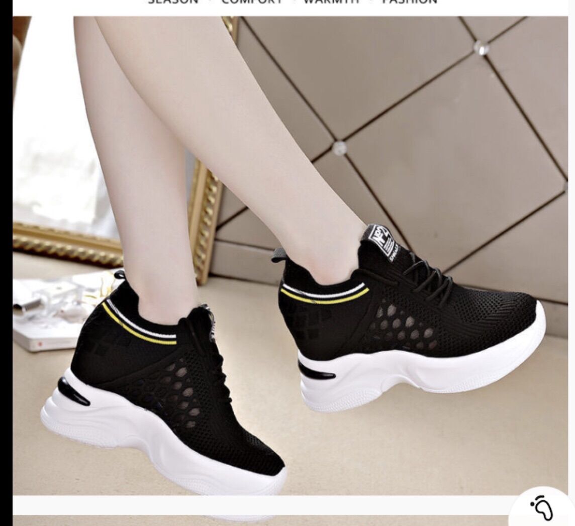 Giầy thể thao nâng đế cao 8cm.