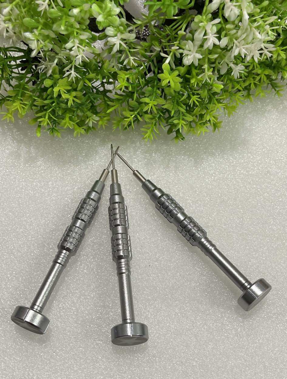 Tua vít SW-618 / 0.8 vít sao xịn xò