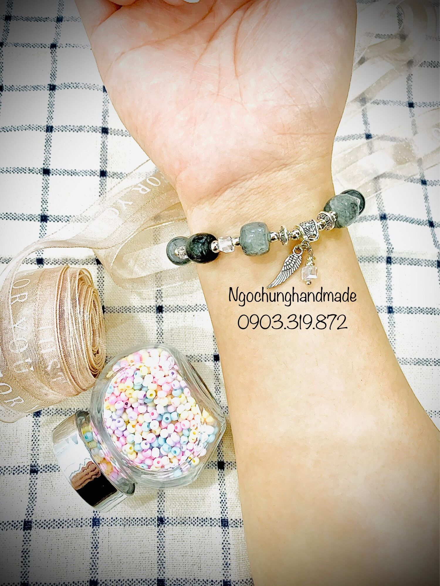 Vòng tay hạt thủy tinh cao cấp 10mm