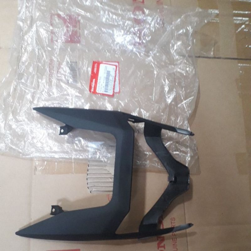 Đế đèn lái sau honda winner 150 v1 (83520-k56