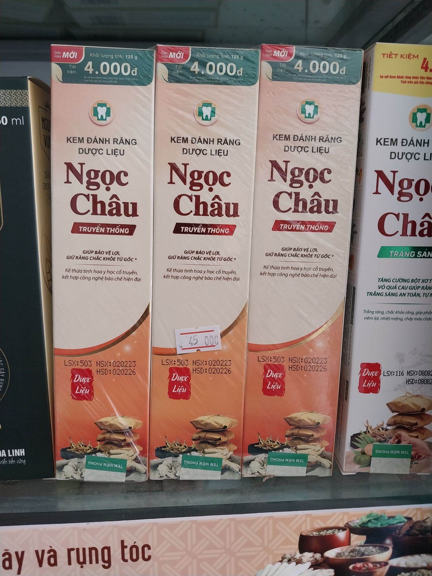 Kem đánh răng dược liệu Ngọc Châu