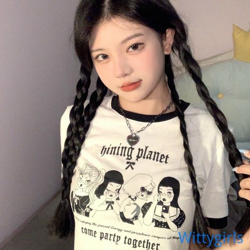 Áo croptop phối viền hinning planet UN