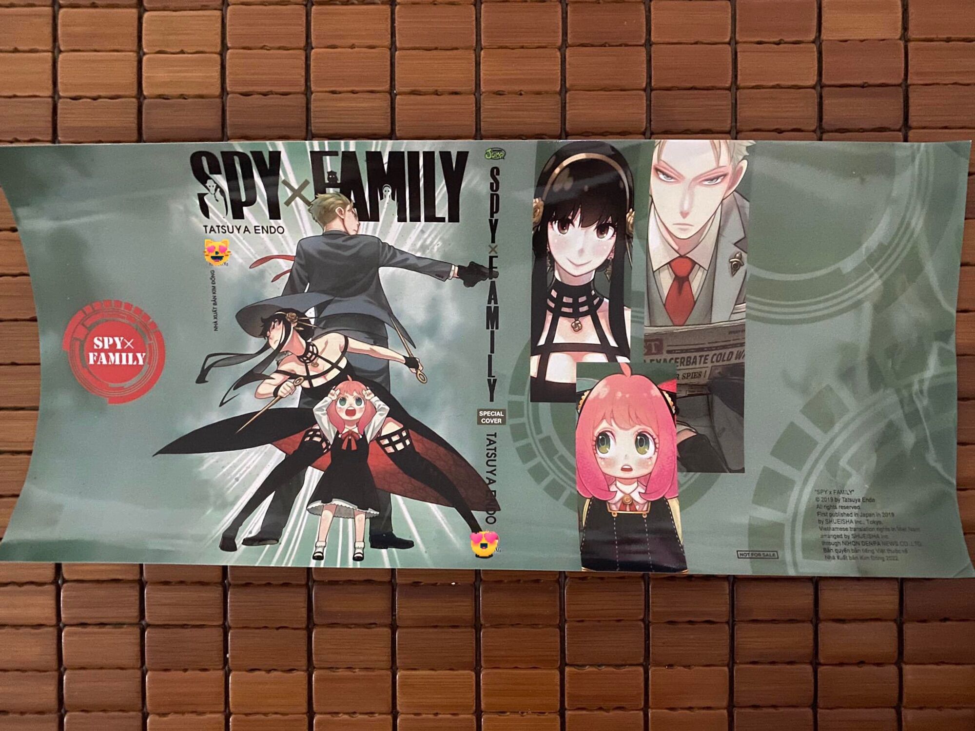 Bìa spy x family limited comic fes