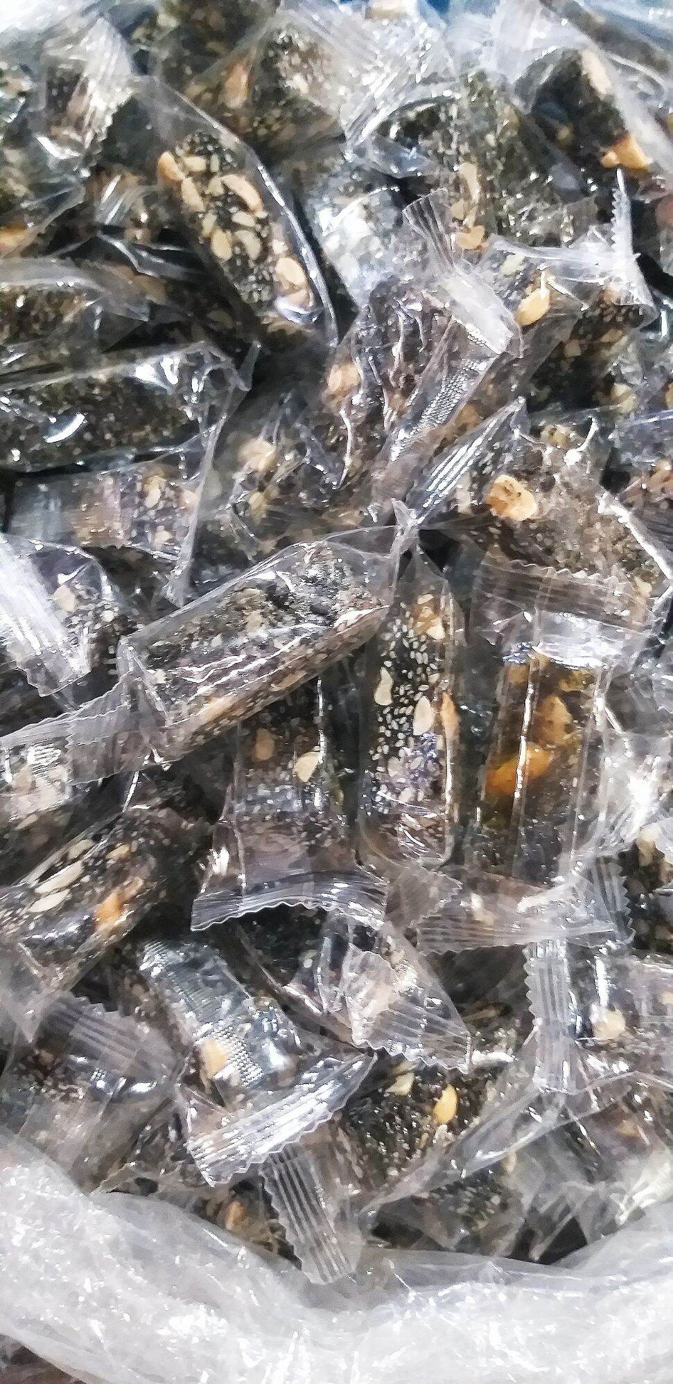 Kẹo thèo lèo mè đen cốt dừa-500gram