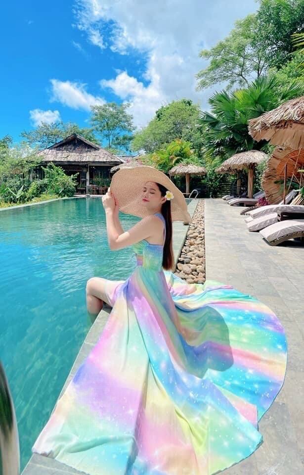 ĐẦM MAXI CẦU VỒNG SAO KHOÉT EO(CÓ MÚT NGỰC)