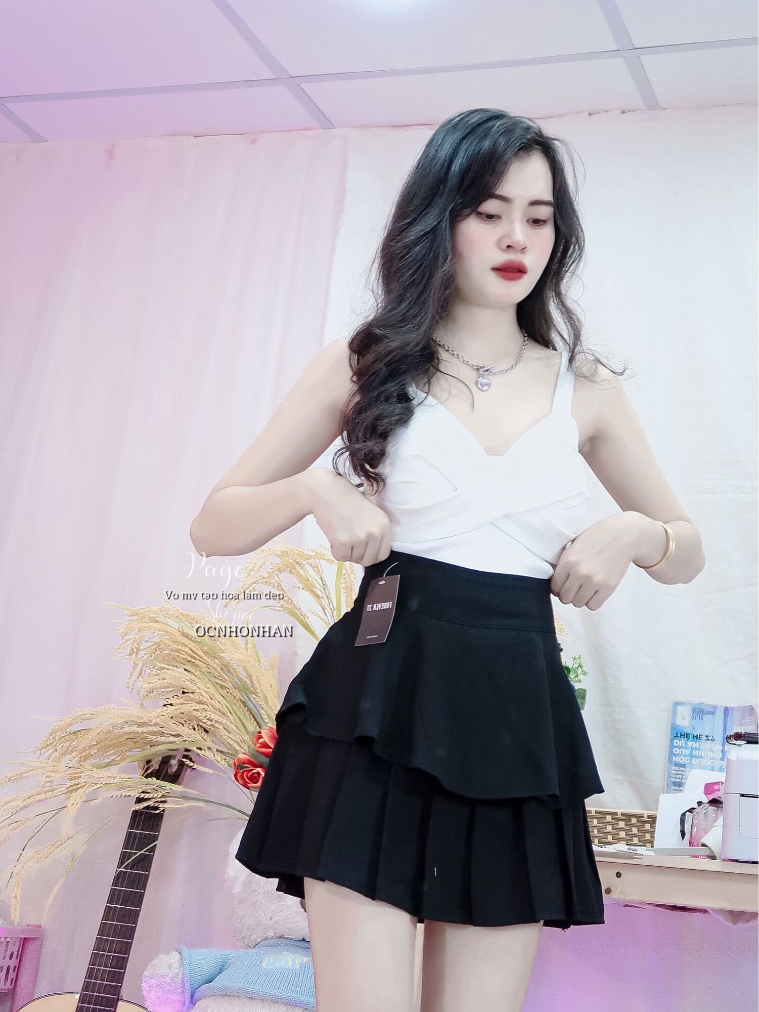 Set áo hai dây phối chân váy tầng
