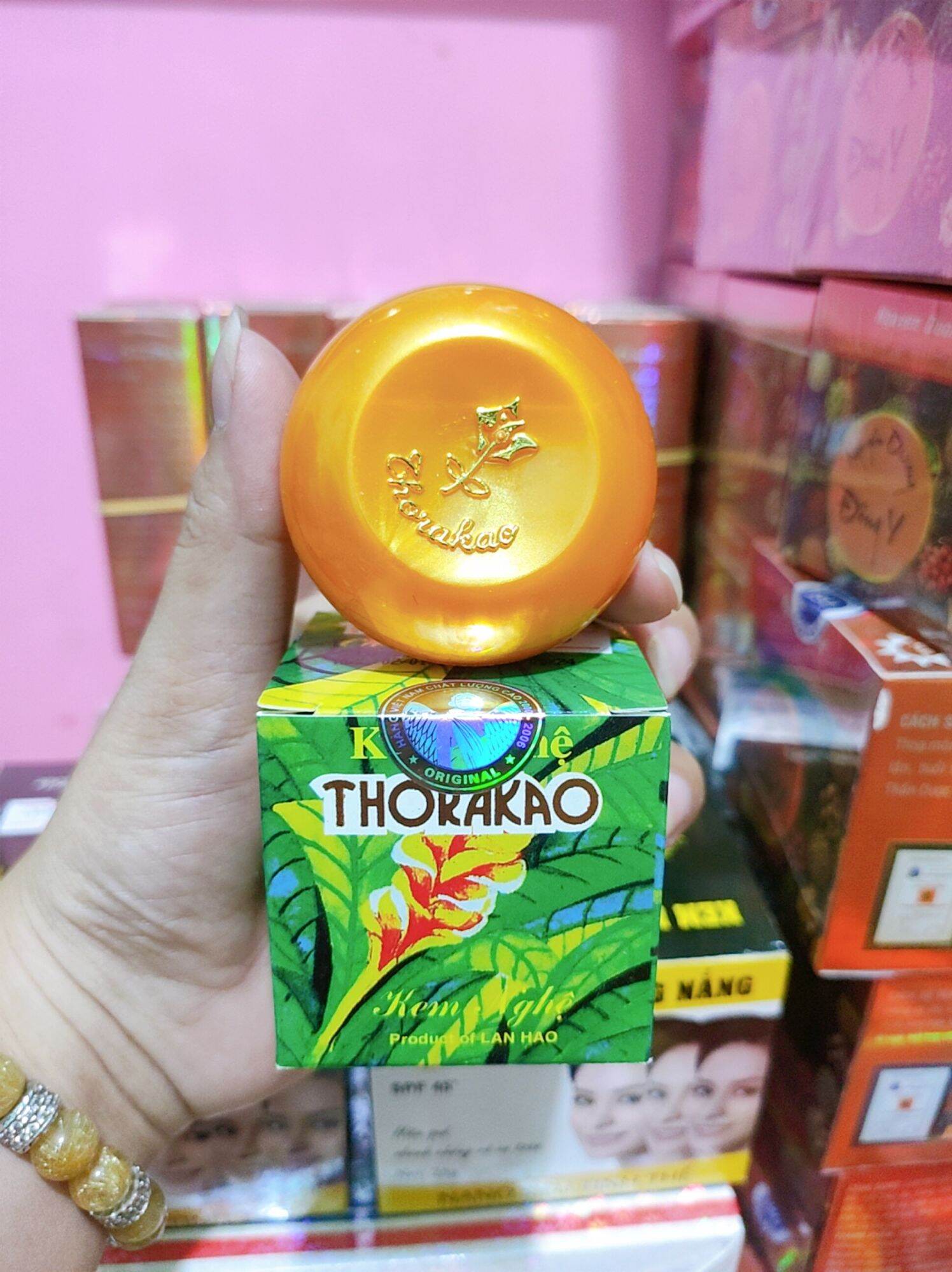 Kem mụn, thâm, mờ sẹo nghệ thorakao