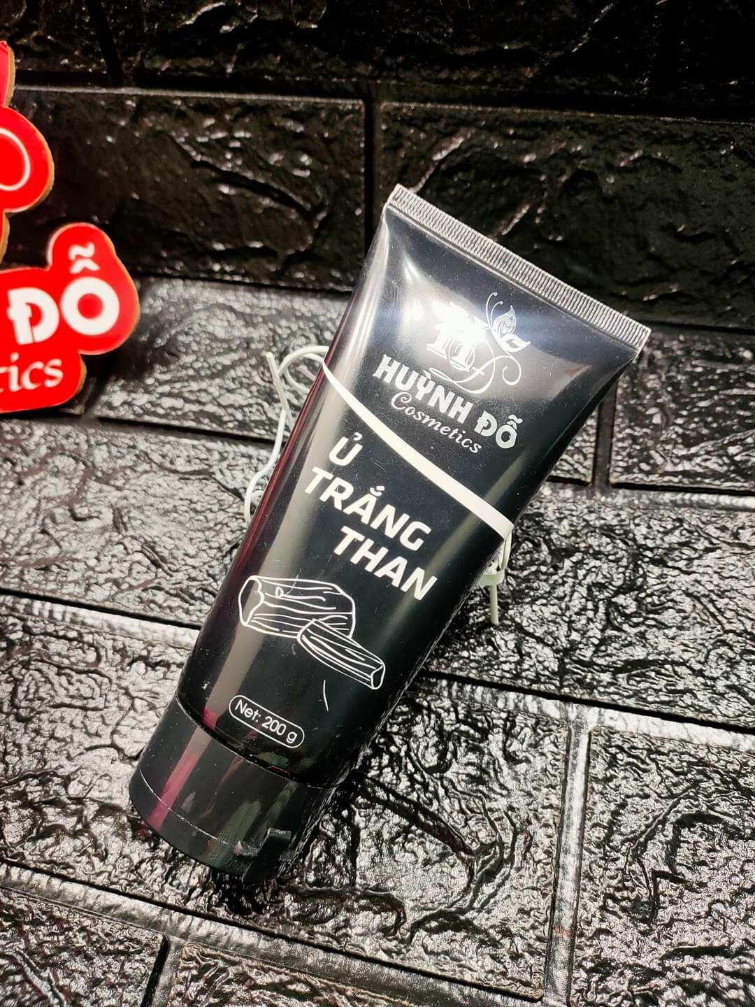 Ủ than dưỡng da huỳnh đỗ