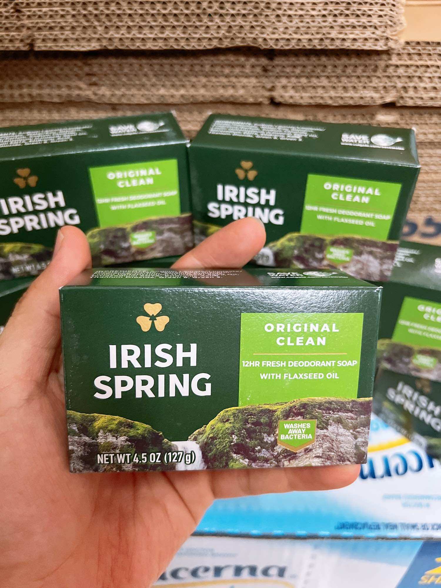 Xà bông cục Irish Spring Original Clean 113g của Mỹ.