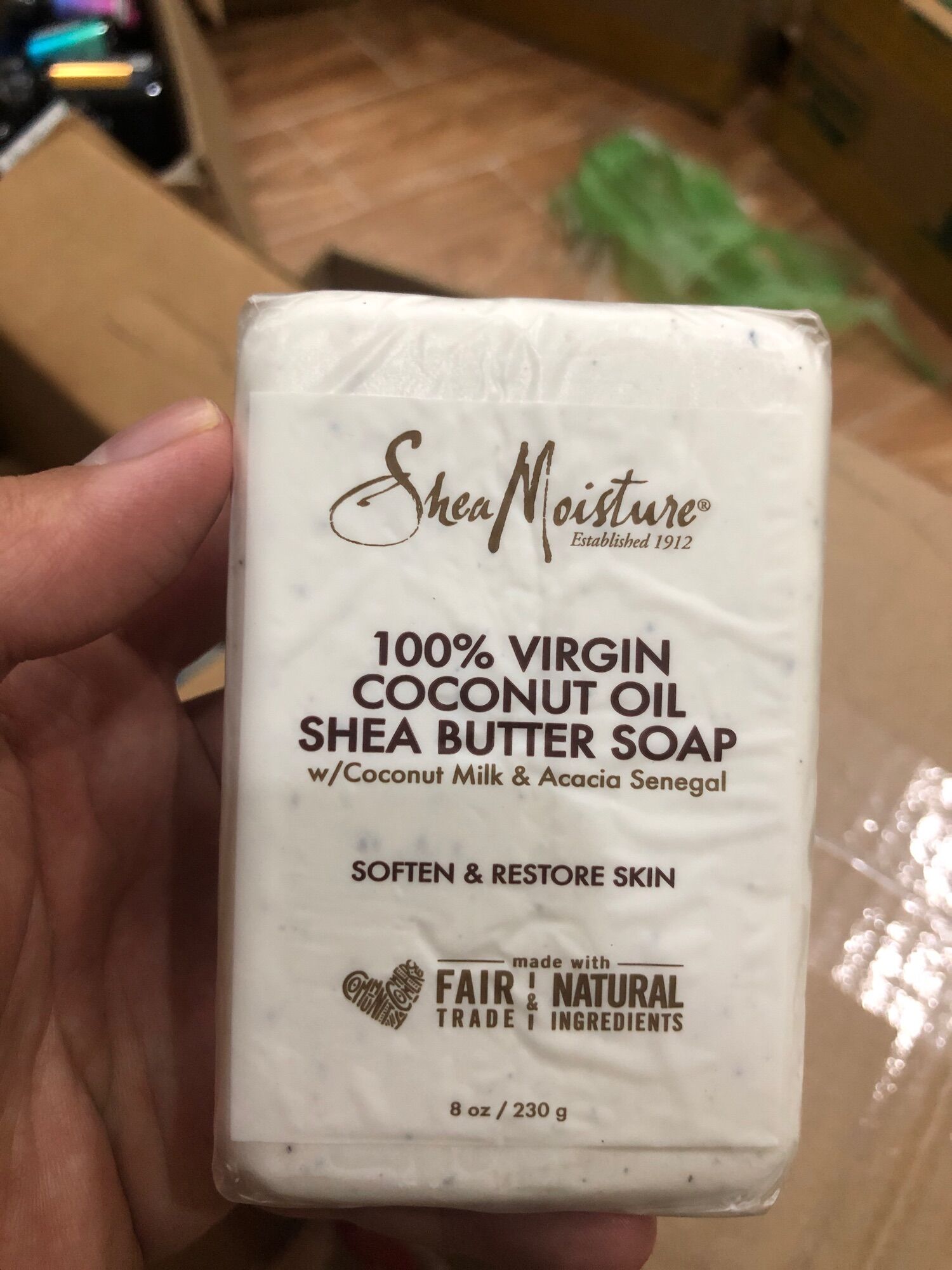 Shea Moisture Established 1912 100 % VIRGIN COCONUT OIL SHEA BUTTER SOAP w / Coconut Milk & Acacia Senegal SOFTEN & RESTORE SKIN made with FAIR NATURAL TRADE ì INGREDIENTS 8 oz / 230 g