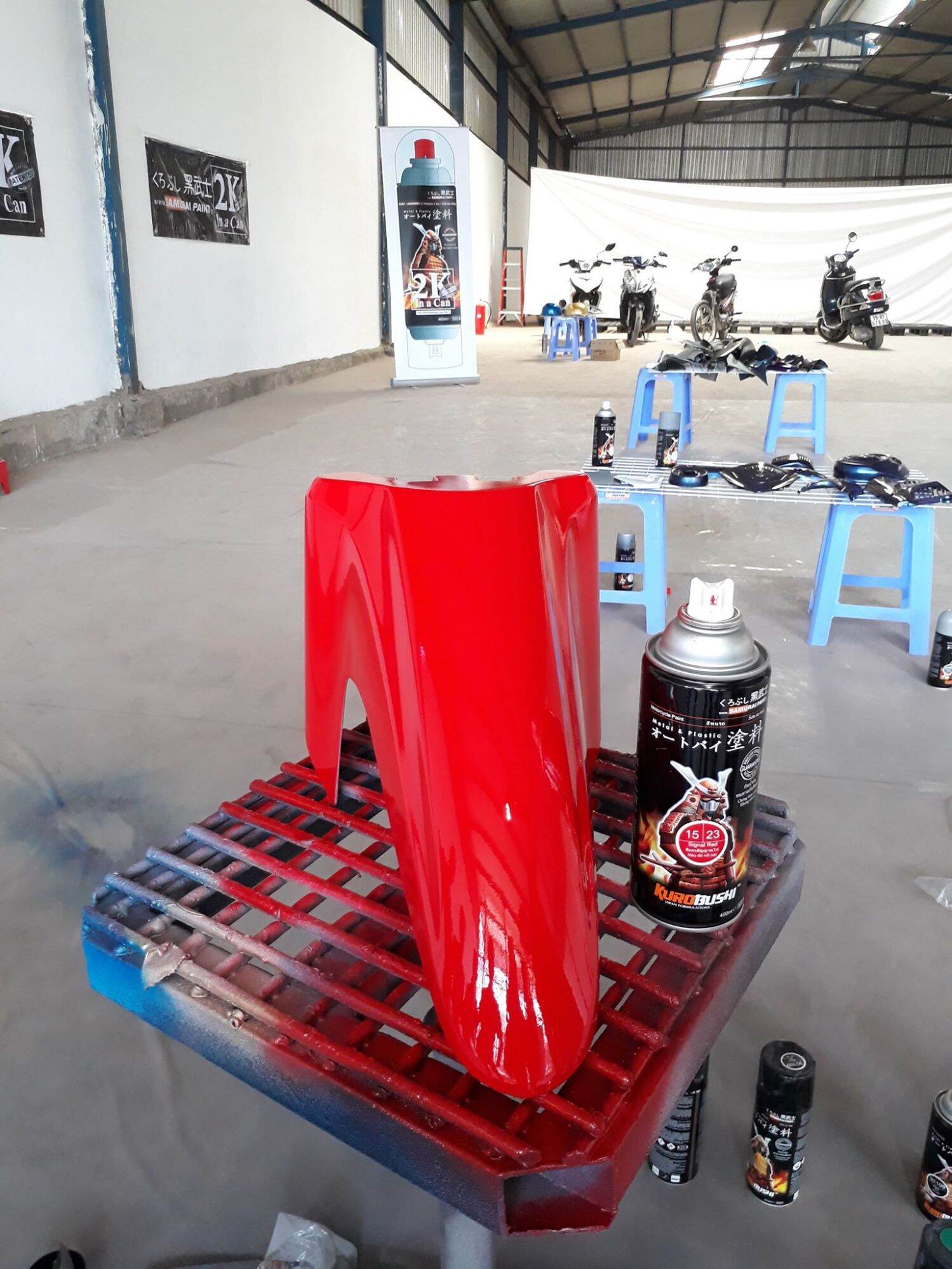 Sơn Samurai 15/23 màu đỏ nổi bật 400ml