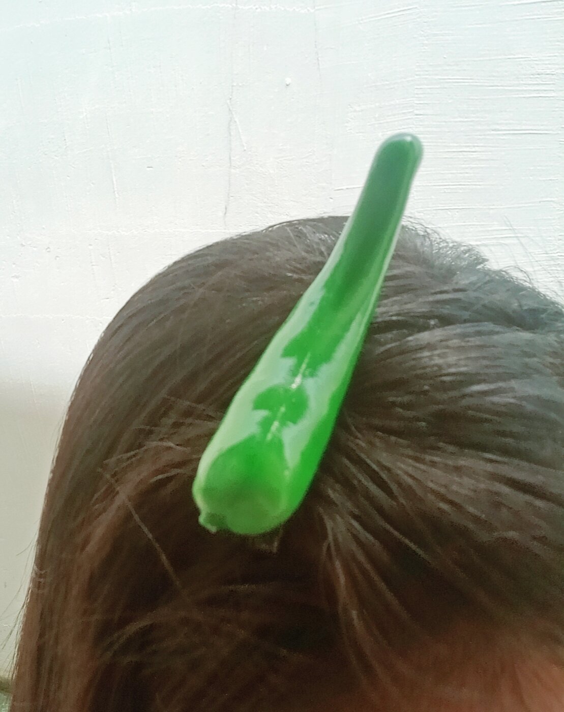 Kẹp tóc trái ớt xanh