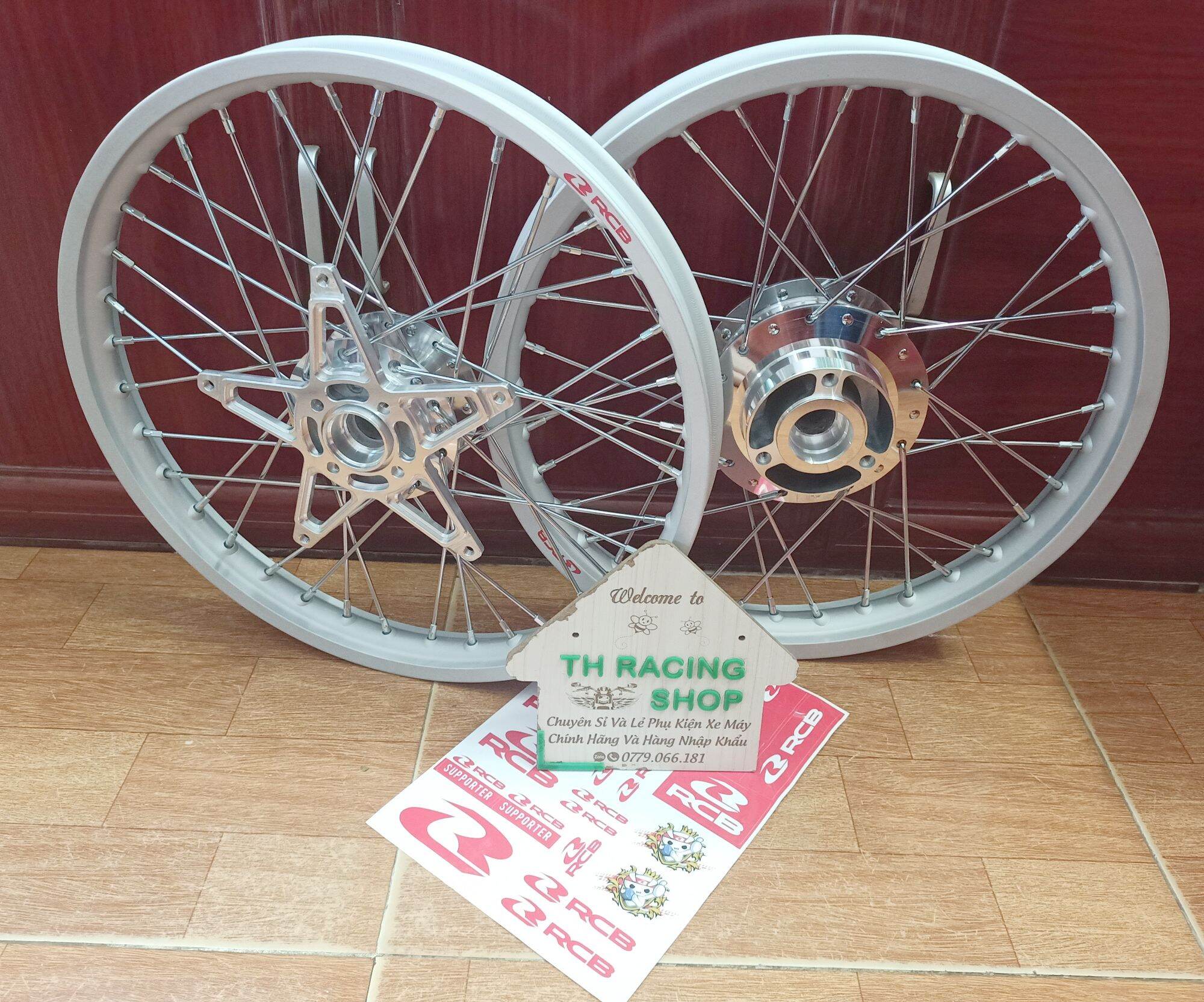 BÁNH CĂM RAIDER SATRIA NIỀNG RCB ĐÙM MẠ CRÔM  KÈM PAD LỒNG NHÔM NGÔI SAO XÀI LẠI ĐĨA ZIN GẮN VỪA KHÔNG CHẾ