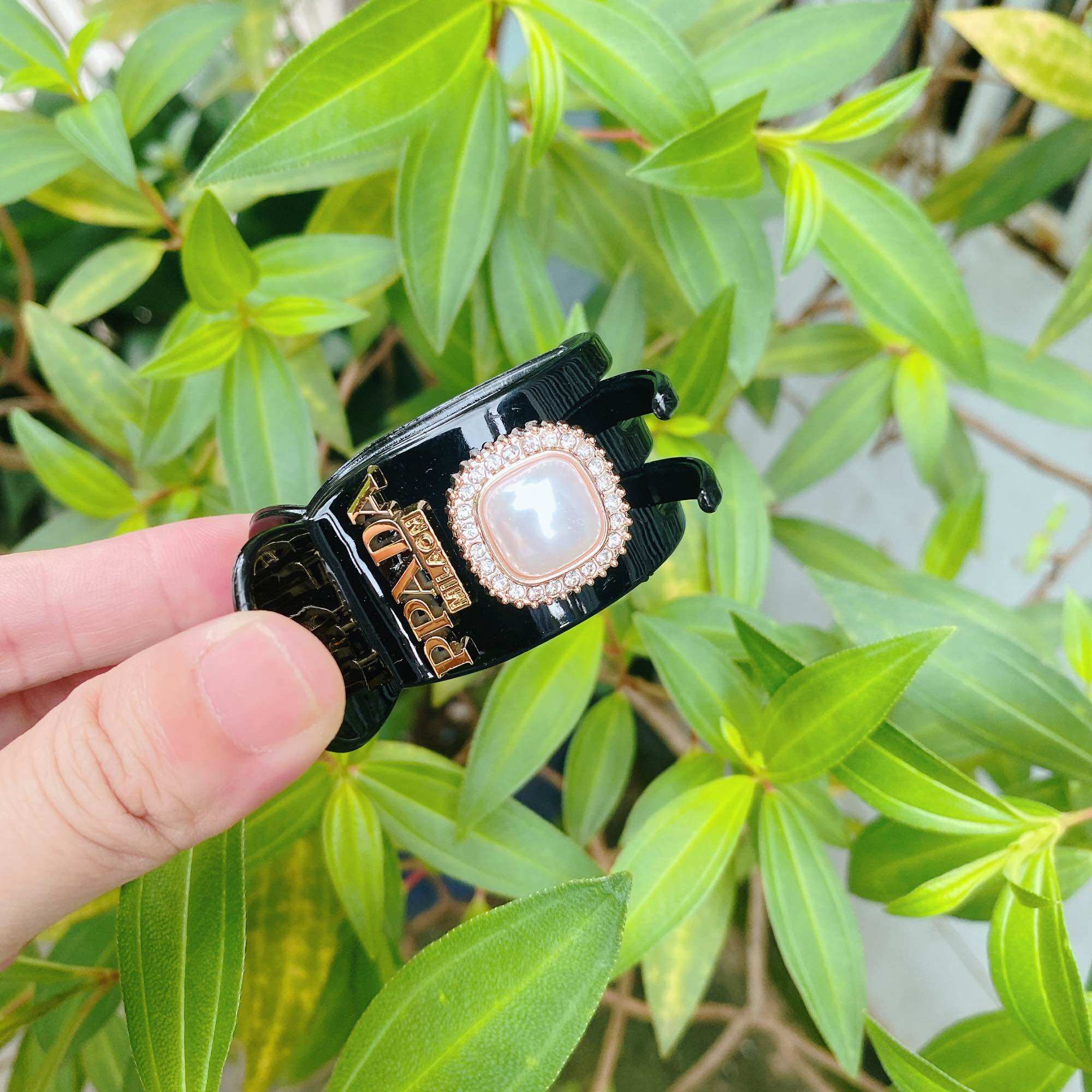 Kẹp tóc gắp càng cua đính đá sang trọng cho nữ