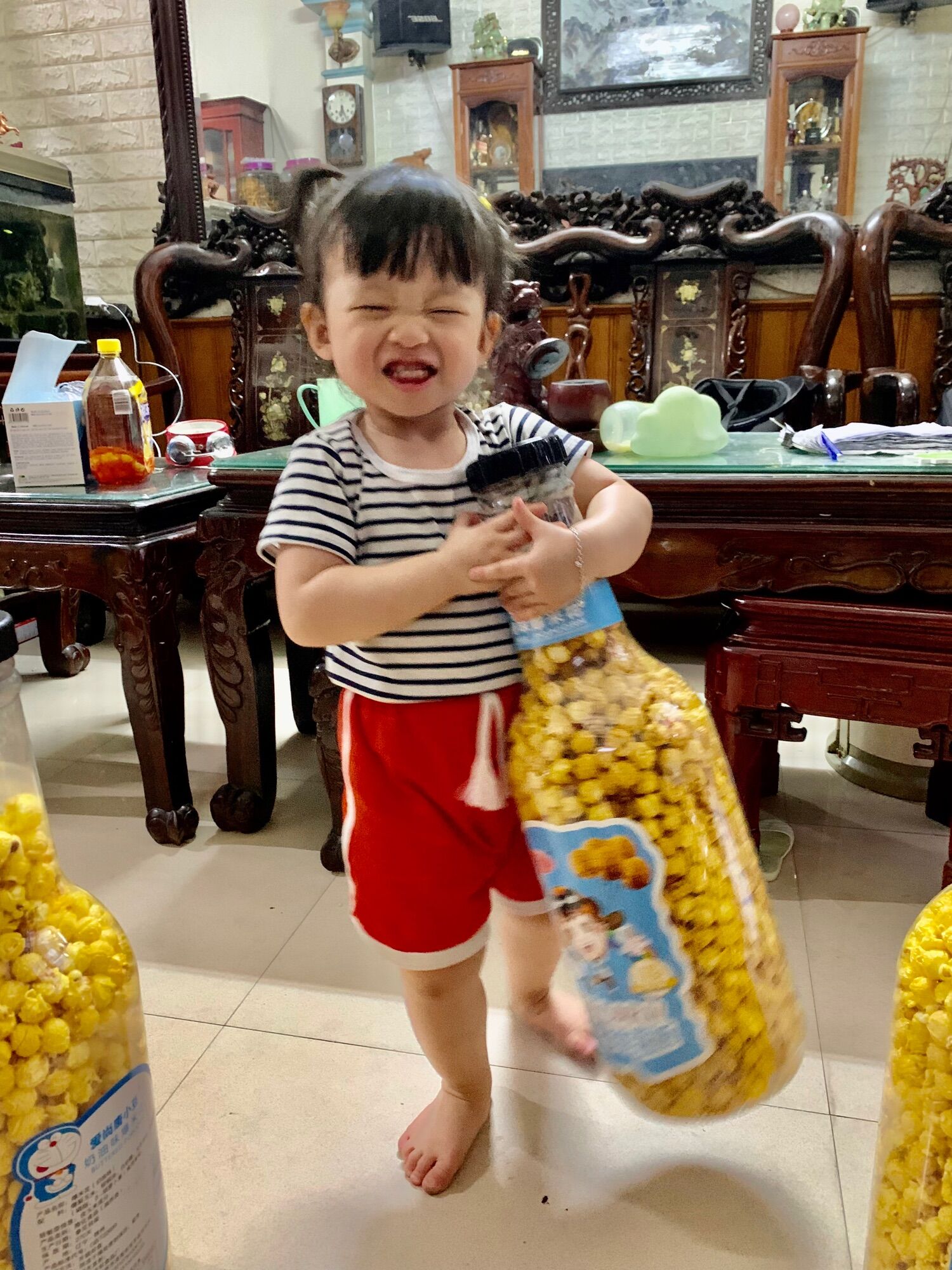 Bỏng ngô khổng lồ bắp rang bơ siêu to khổng lồ 1.3kg