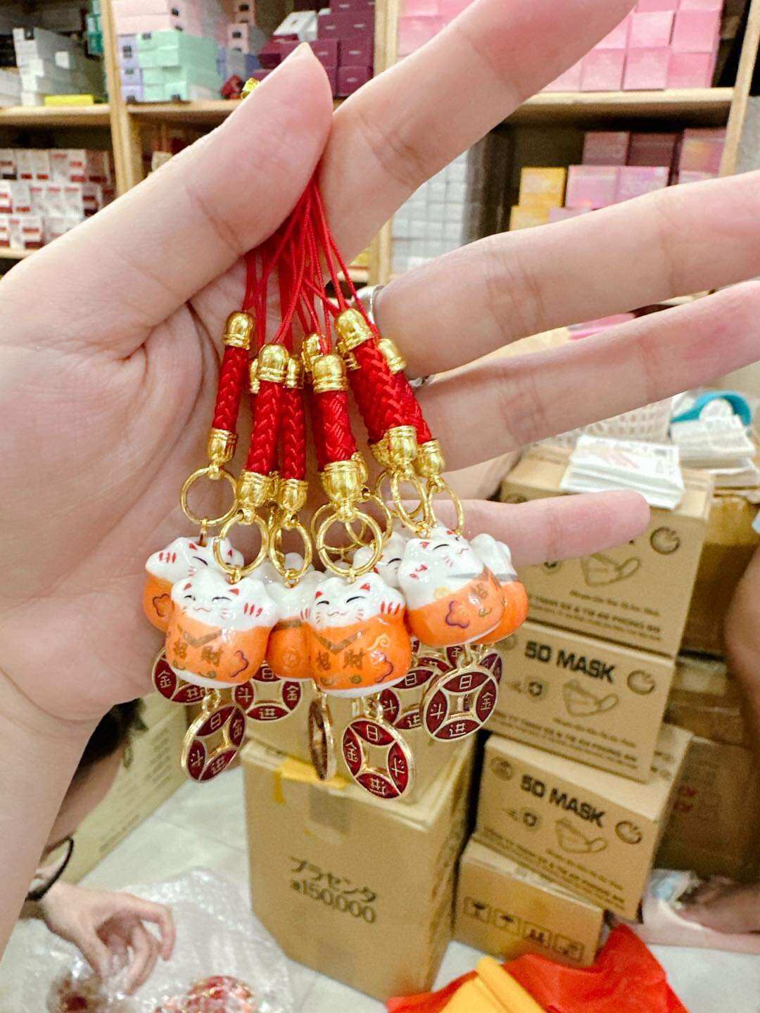 Móc Khoá Mèo Thần Tài Thái Lan ( 1 cái đa sen chua thái)
