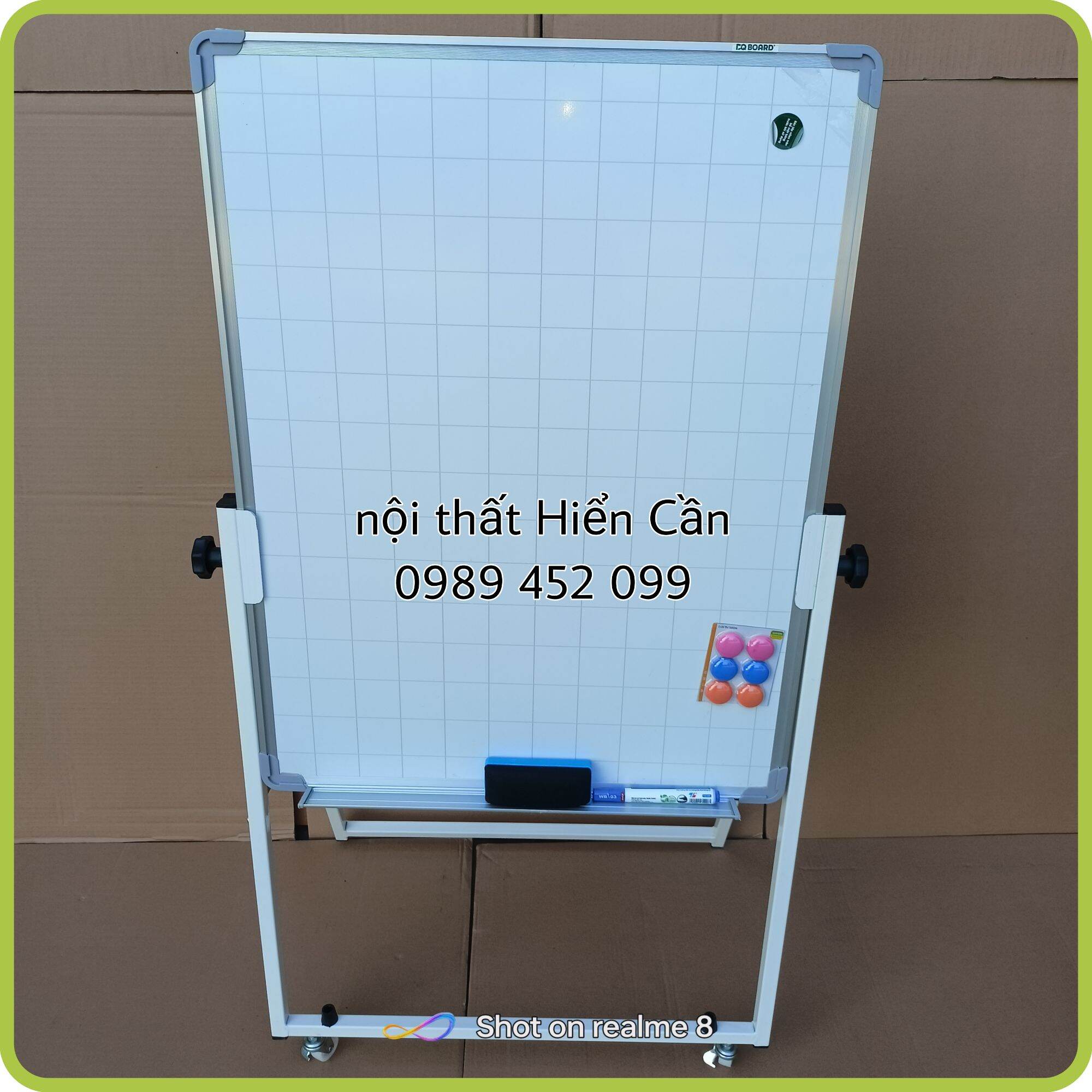 Bảng Flip chart (từ trắng)chân gấp viết bút lông cao cấp (tặng kèm bút lông, nam châm, bông lau)