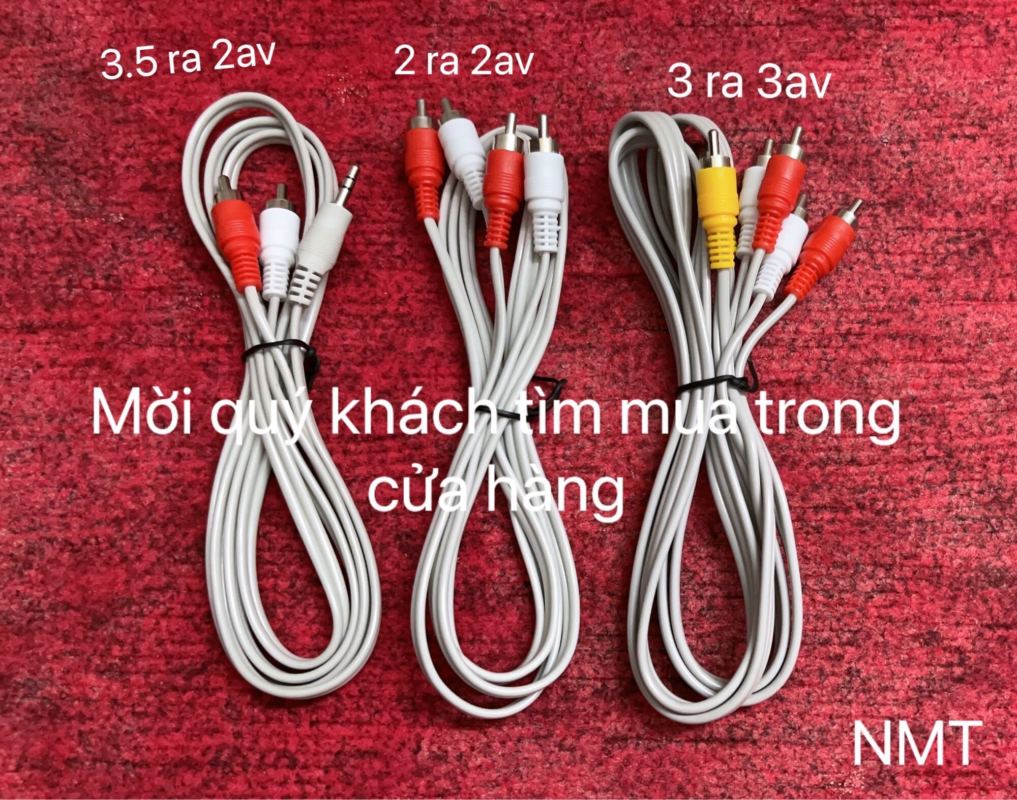 Dây 3.5 ra 2 AV màu ghi 1.5m