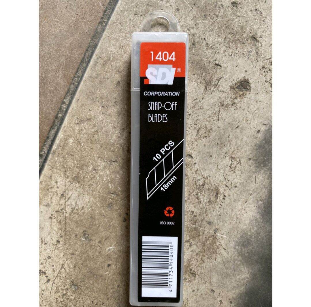 Giá sập sàn 1 hộp / 10 lưỡi dao trổ -dao dọc giấy 18mm sdi cỡ to