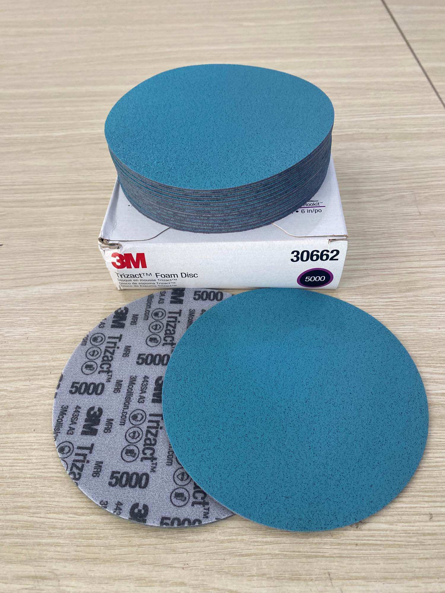 Giấy nhám đĩa 6in siêu mịn 3m trizact foam disc p5000 30662 152mm