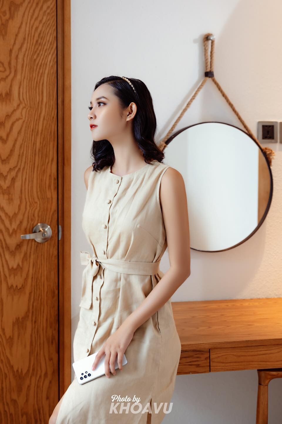 Đầm Linen kem không tay nữ