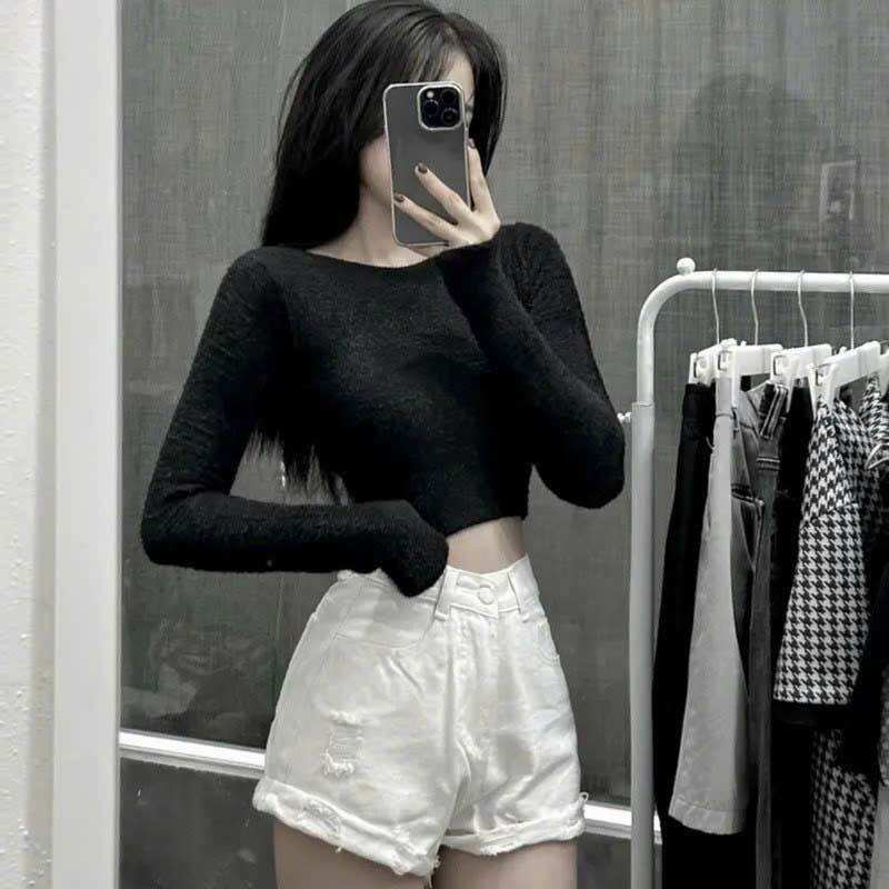 Áo Croptop Cổ Tròn Lông Tay Dài