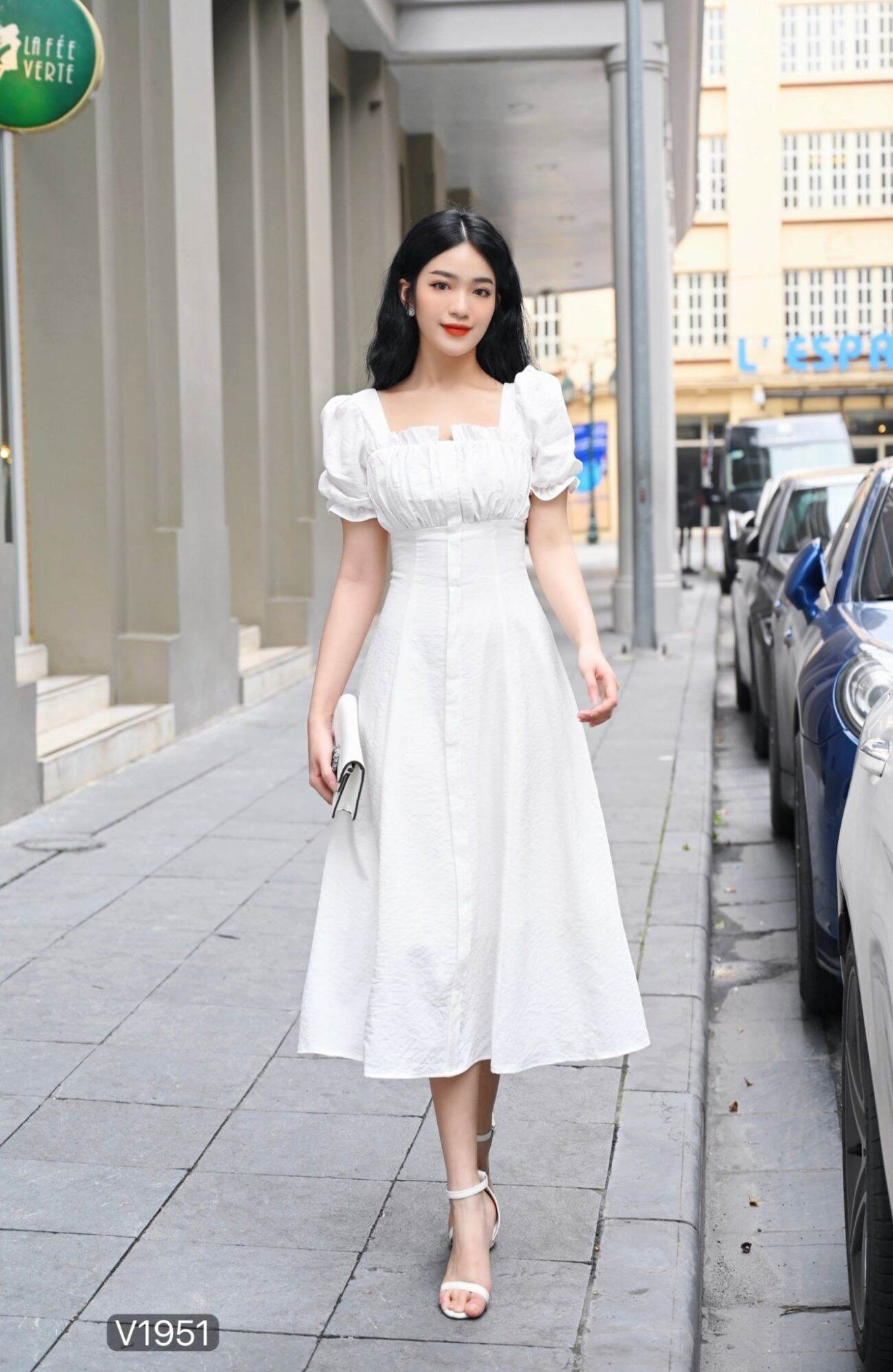 V1951
váy thiết kế nhún ngực tay con