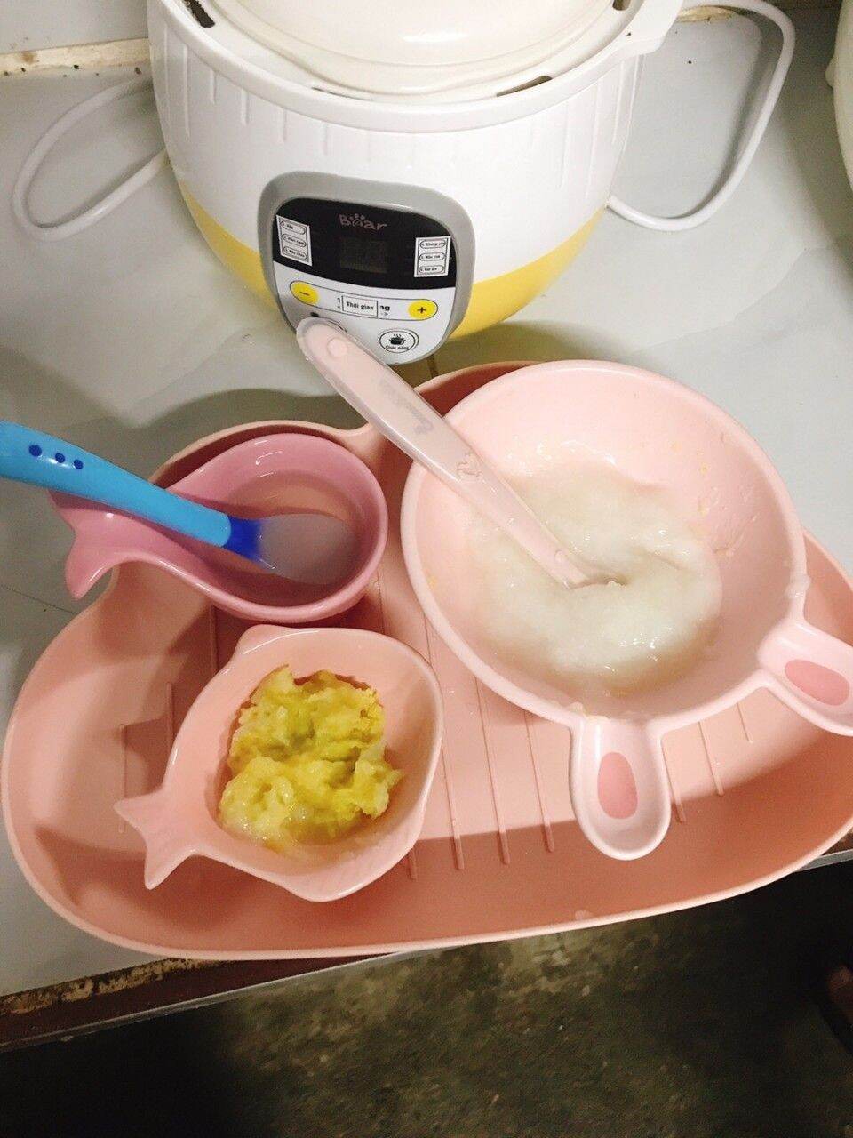 Khay ăn dặm hình đám mây cho bé siêu đáng yêu