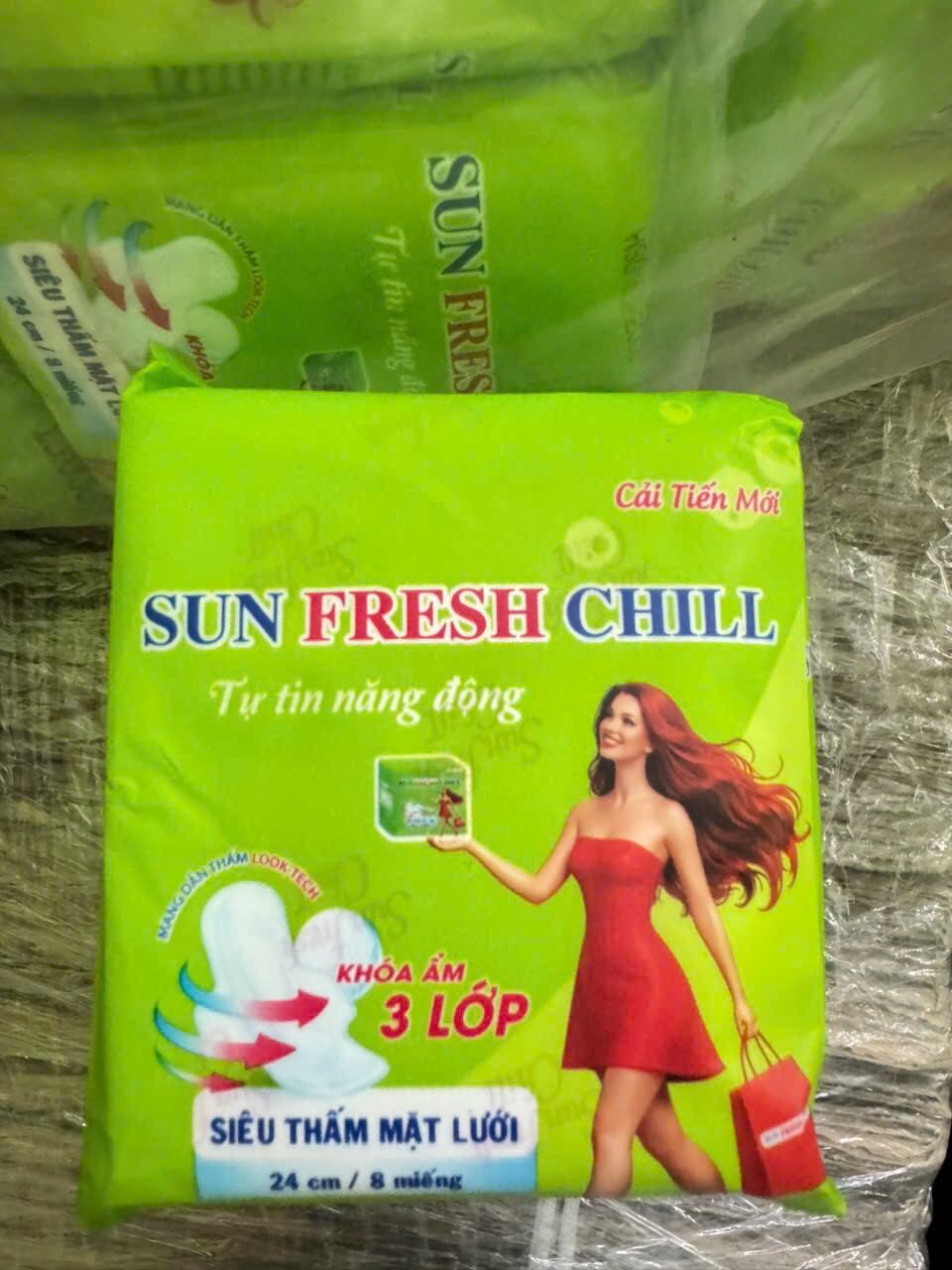 COMBO 8 GÓI BĂNG VỆ SINH LOẠI GÓI 8 MIẾNG CÓ CÁNH SUNFRESH CHILL (NGÀY/ĐÊM)