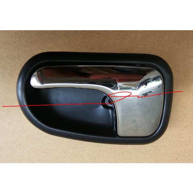 (Sỉ - Lẻ) Tay mở cửa trong Ford Laser, Mazda 323