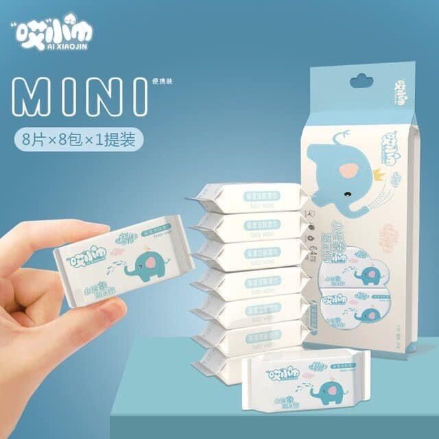 Khăn giấy ướt mini- Lốc 8 gói nhỏ 64 tờ