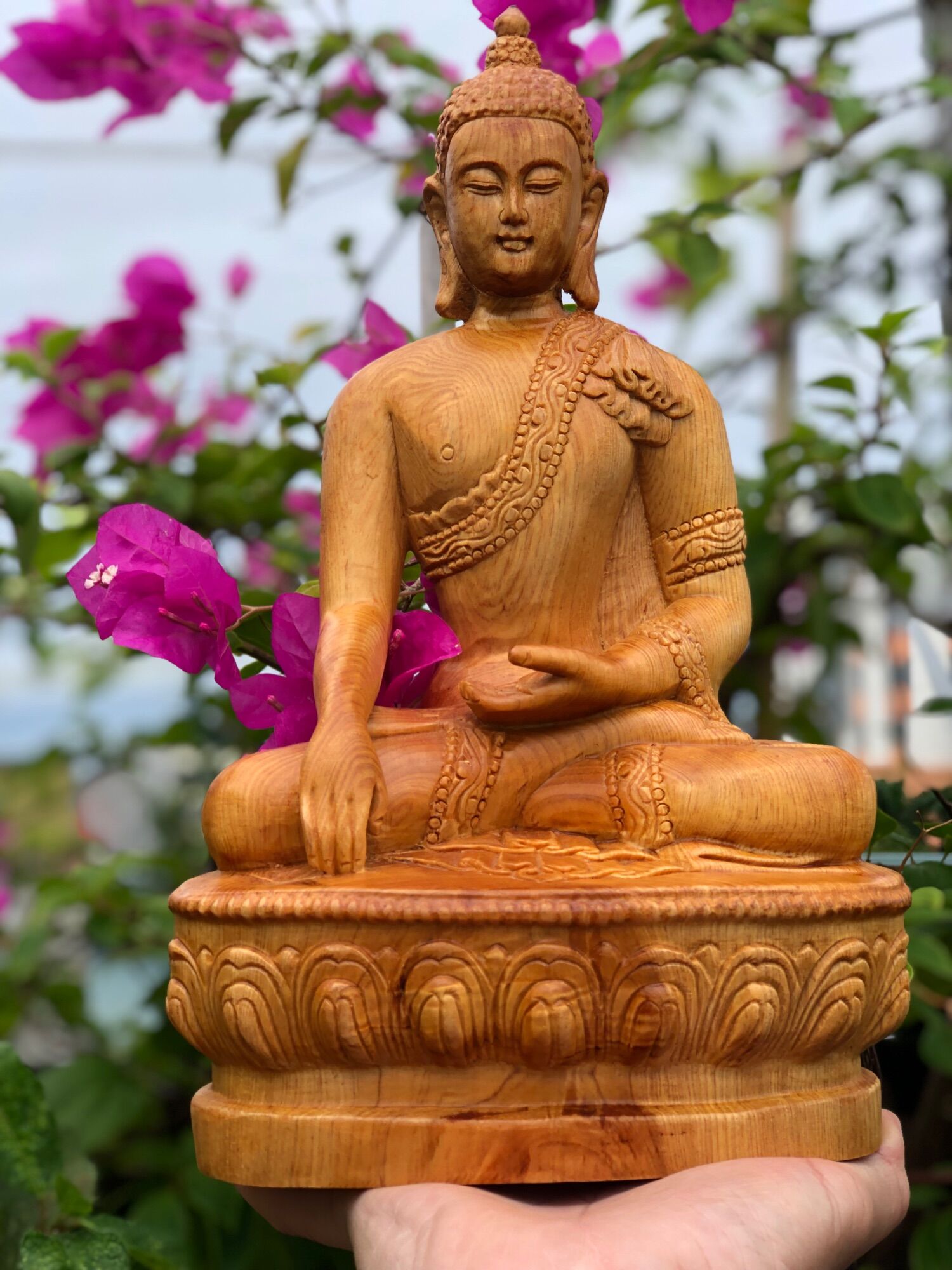 Tượng Phật Thích Ca Gỗ Pơ Mu