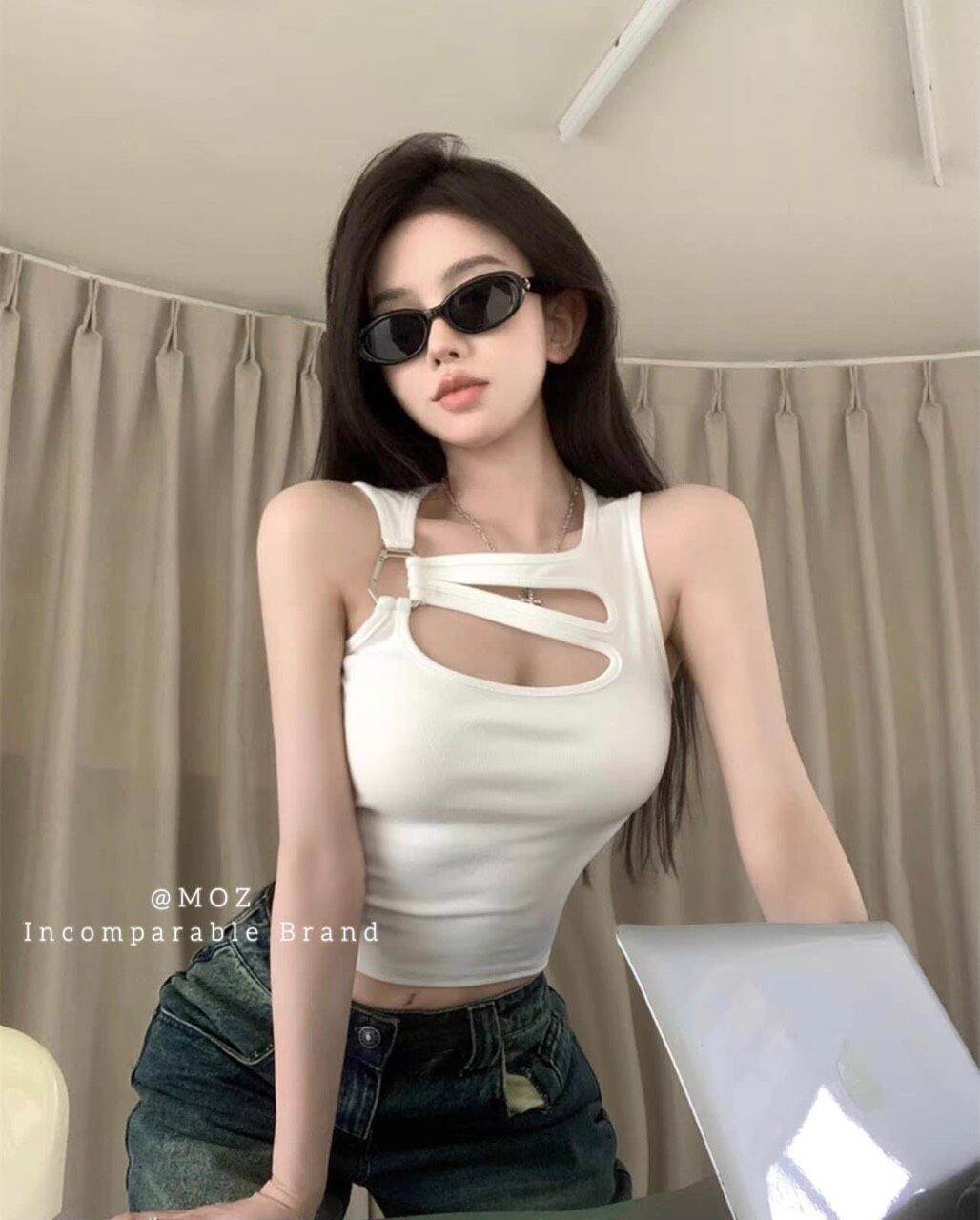 Áo ba lỗ croptop dây đan thân trước