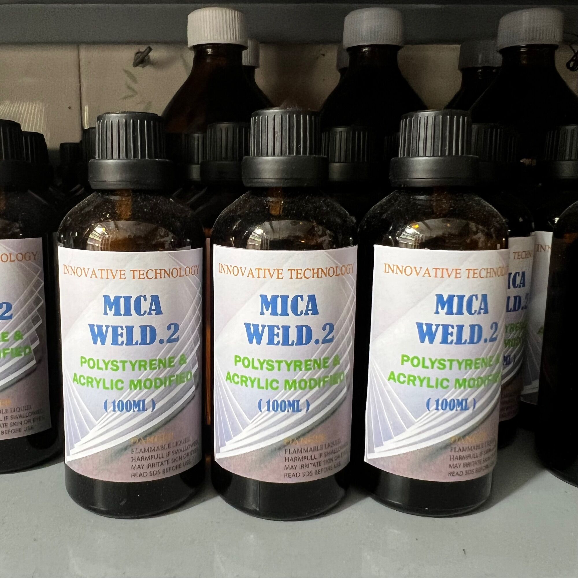 Keo Lạnh Dán Mica Trung Quốc Weld.2 Trong Suốt( 100ml )