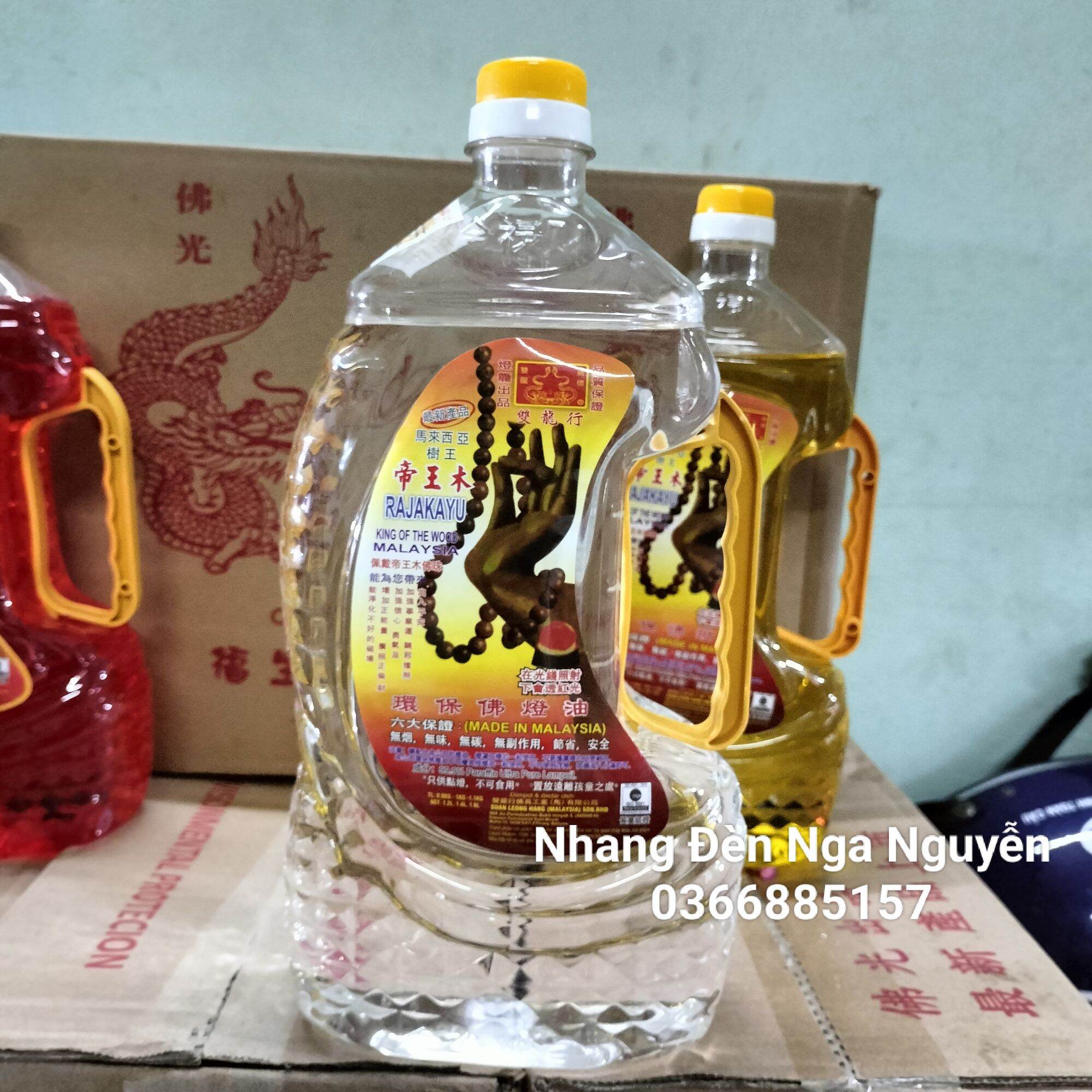 (Chai lớn 1,2 kg)Dầu đốt đèn loại 1 Cát Tường Lưu Ly 2 lít