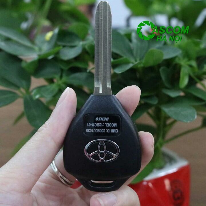 Vỏ khoá Toyota – Vỏ chìa khoá ô tô Toyota Camry, Innova, Vios, Fortuner, Corola, Venza, Yaris, Hilux 2