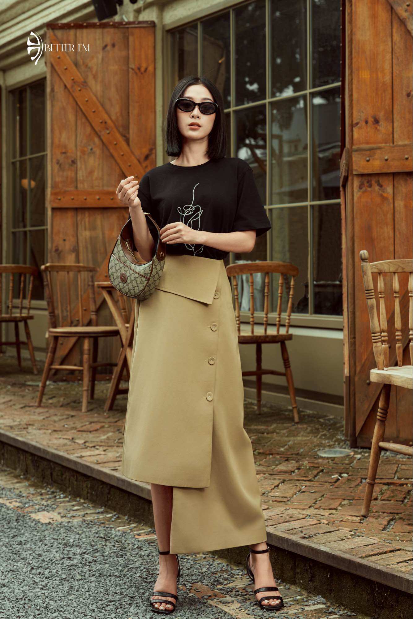 [Better EM] Chân váy midi xẻ tà trước - A12823