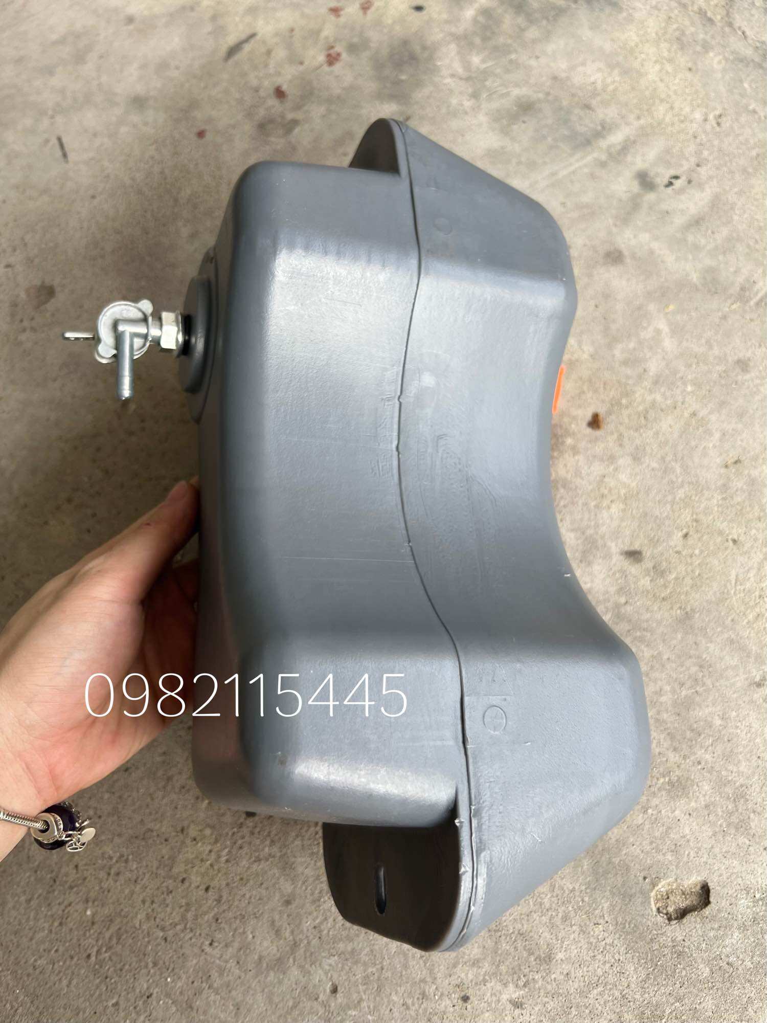 Bình Xăng Lớn, Bình Đựng Xăng Máy Đầm Cóc EH09 EH12