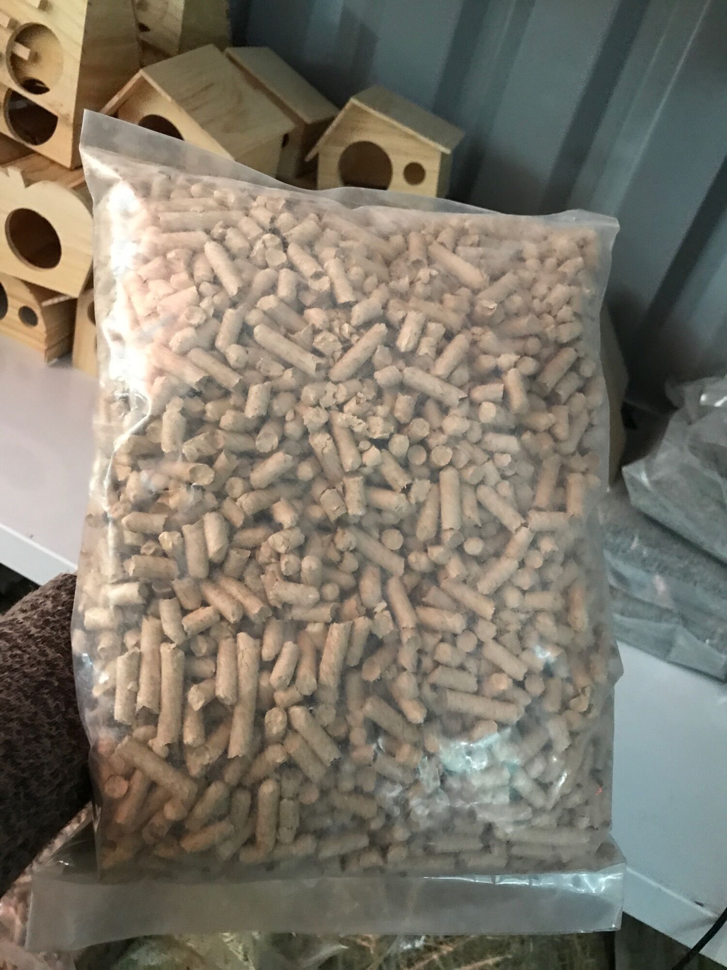 Gỗ thông nén lót chuồng hamster