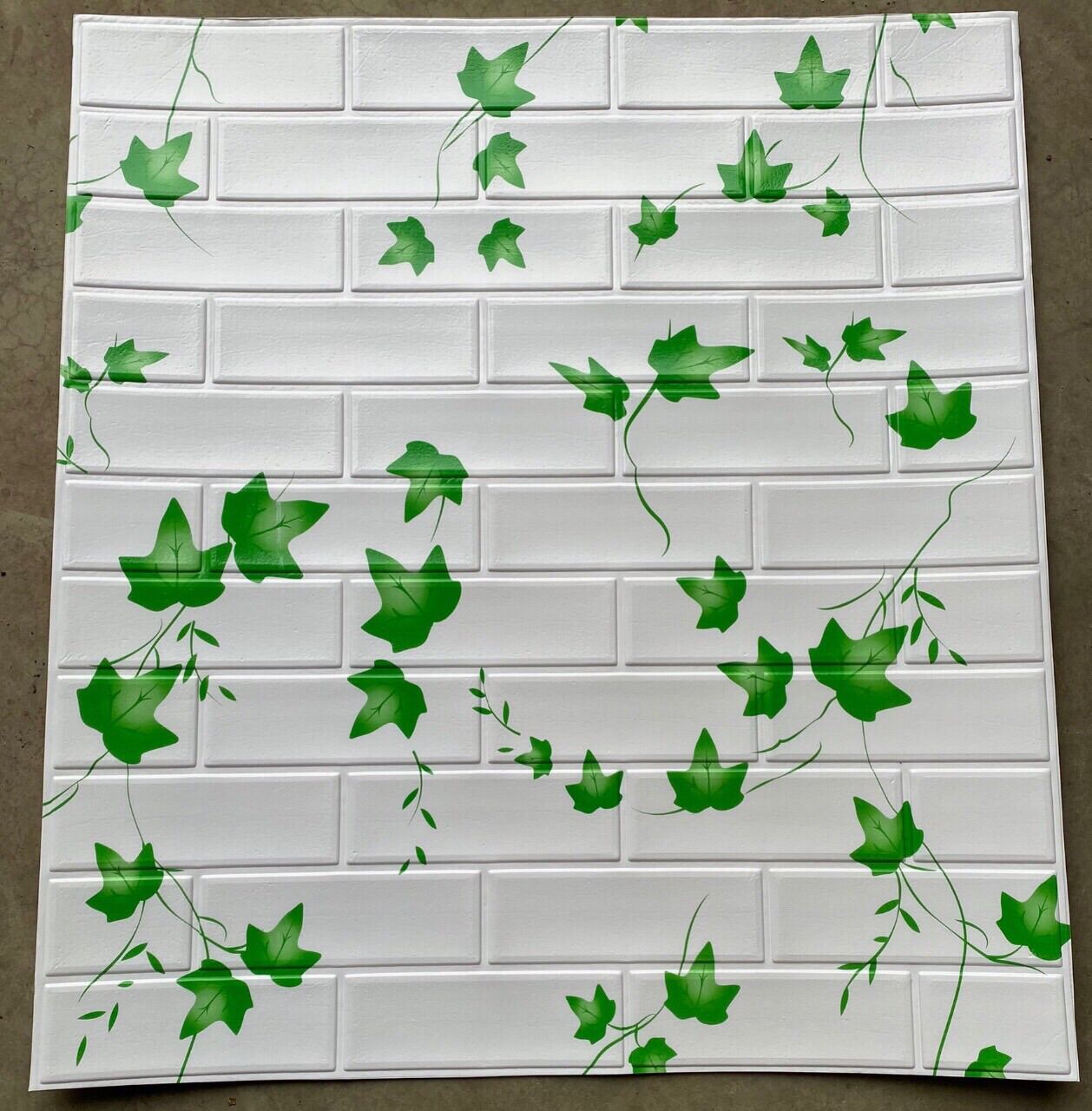Xốp dán tường hình lá kích thước 70x77cm