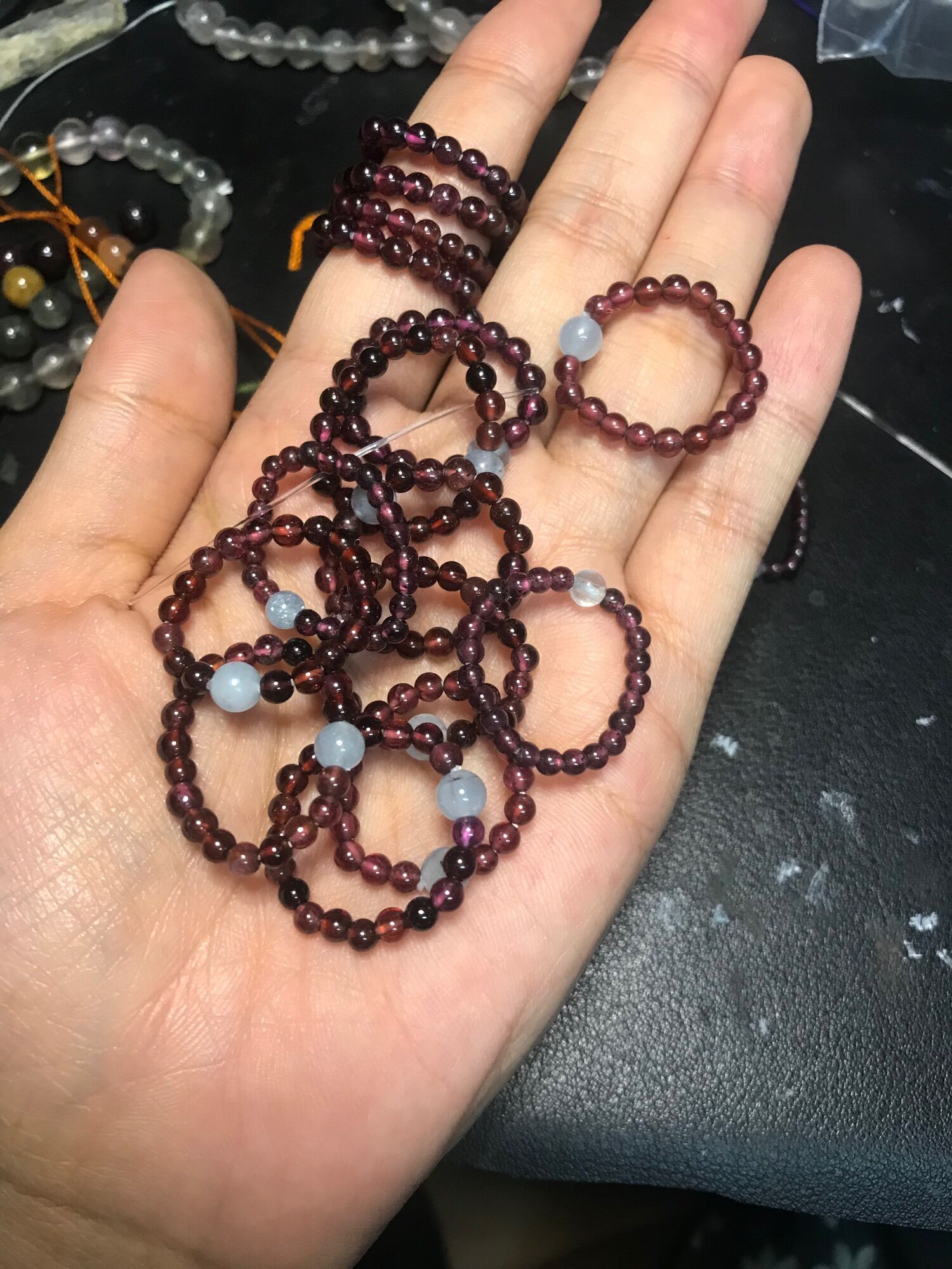 Nhẫn hạt đá Garnet mix Aquamarine