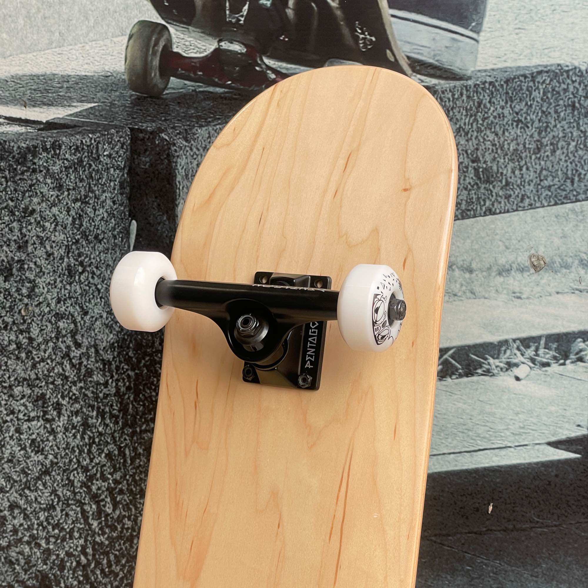 SAIGON SKATESHOP BLANK NATURAL CUSTOM COMPLETE