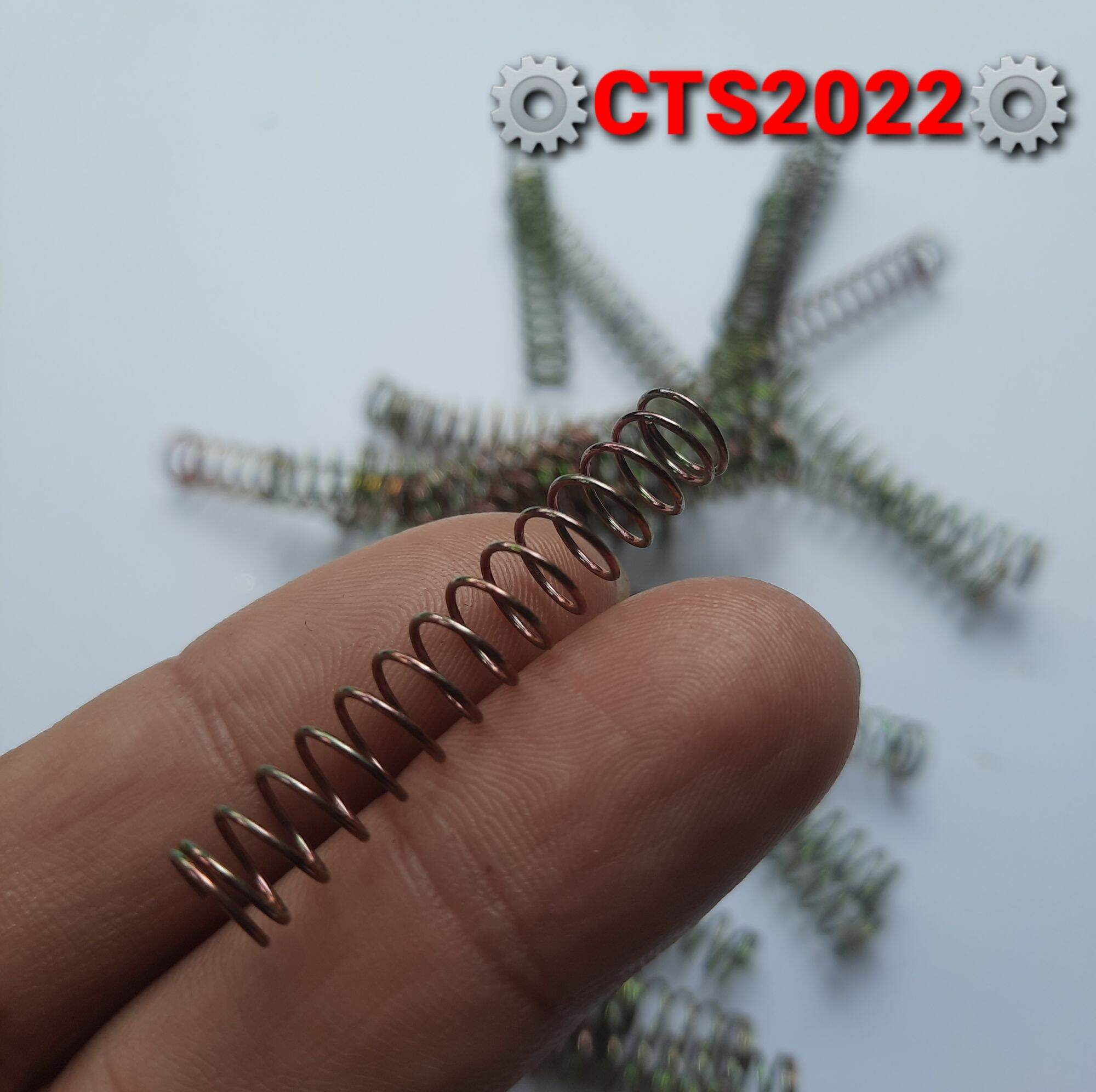 Lò xo nén thép xi phi 7mm dài 38mm sợi 0.5mm