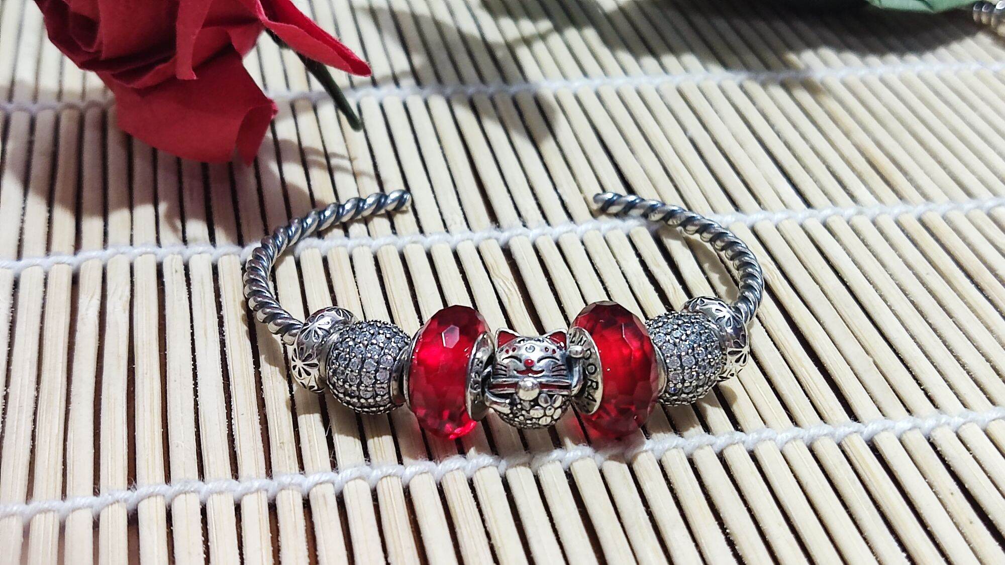 GauBee Charm bạc 925 mèo thần tài nơ đỏ đá trắng