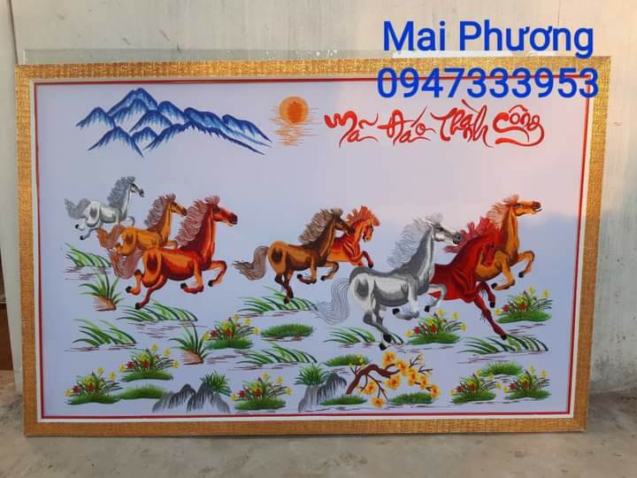 . bức tranh mã đáo thành công là tranh "đã thêu sẵn" về chỉ việc đóng khung.